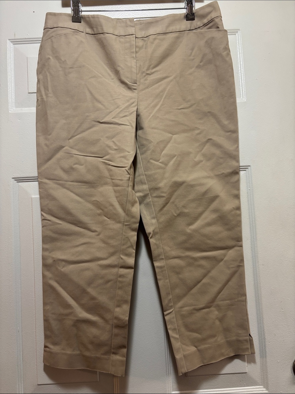 Women's Khaki Cropped Straight-Leg Pants